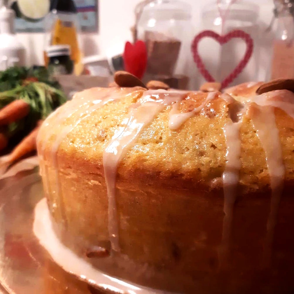 Torta alle carote con noci