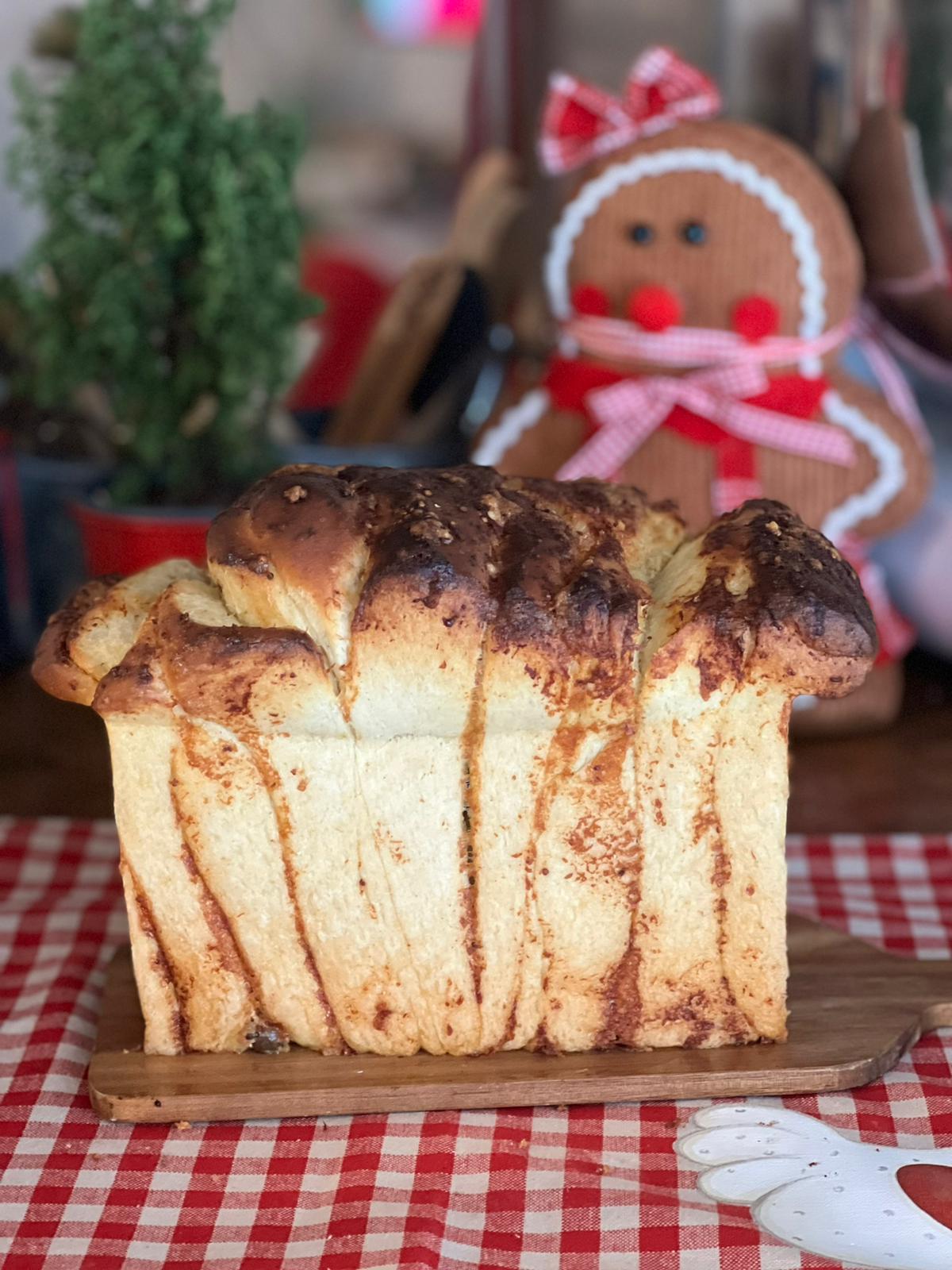 Pull apart bread